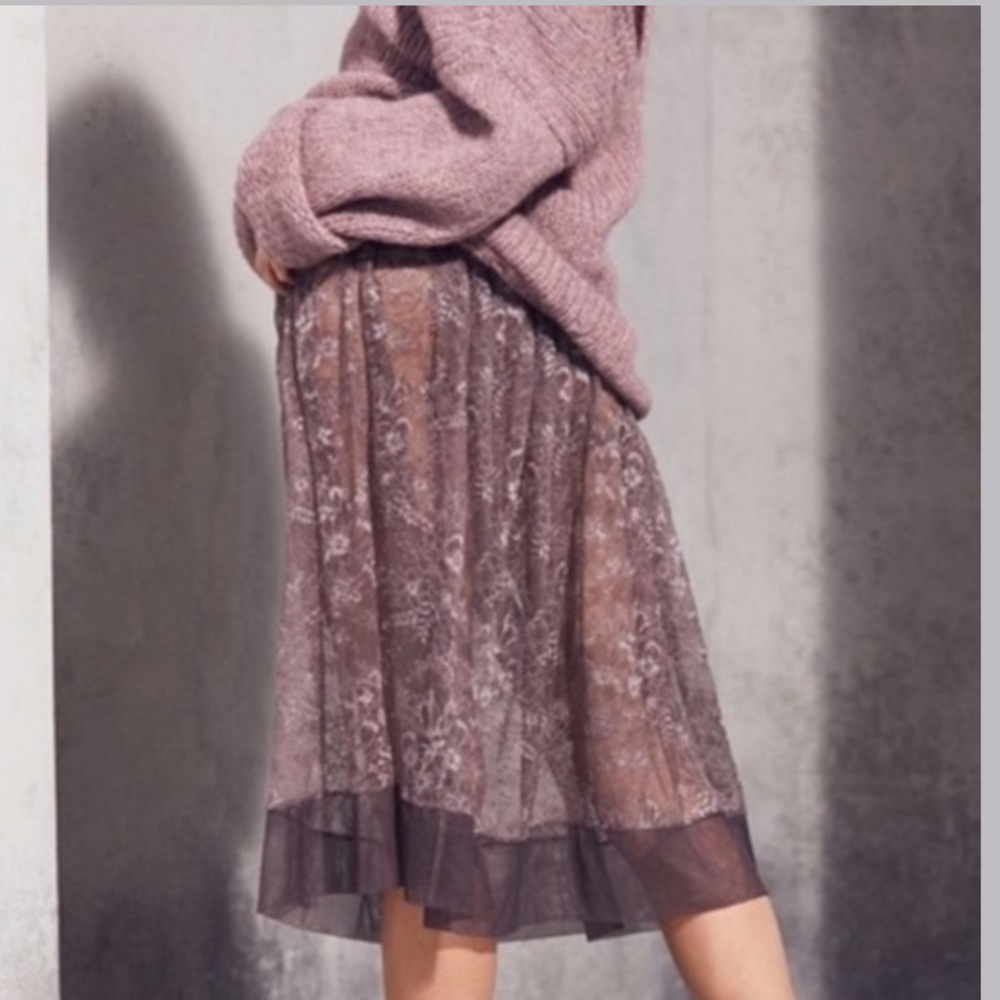 NWT Victoria’s Secret Sheer Lace Mauve Skirt